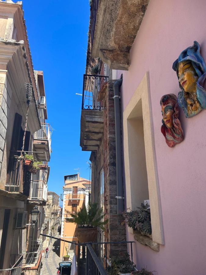B&B Casa Camilory San Lucido Eksteriør billede